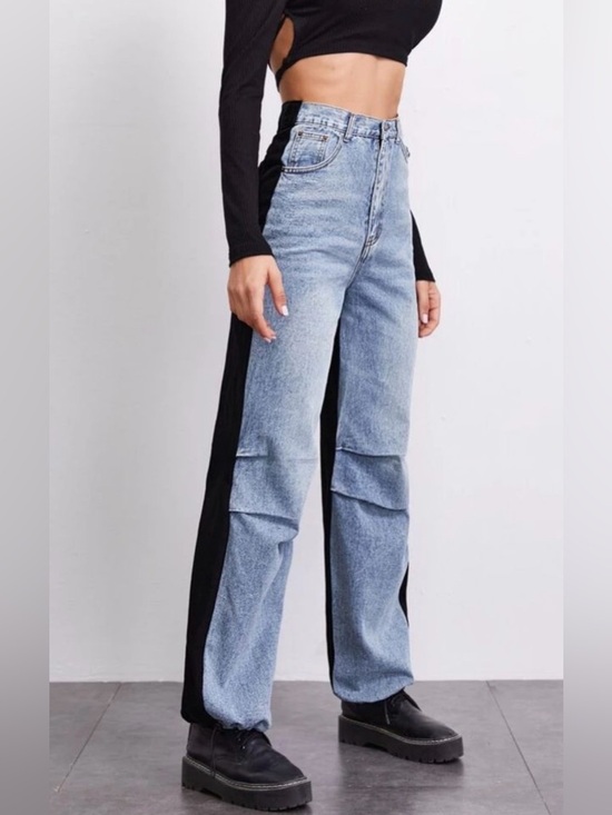 SHEIN Denim - SHEIN Two-Tone Straight Leg Jeans - Blue in Front and Black in Back Size XS